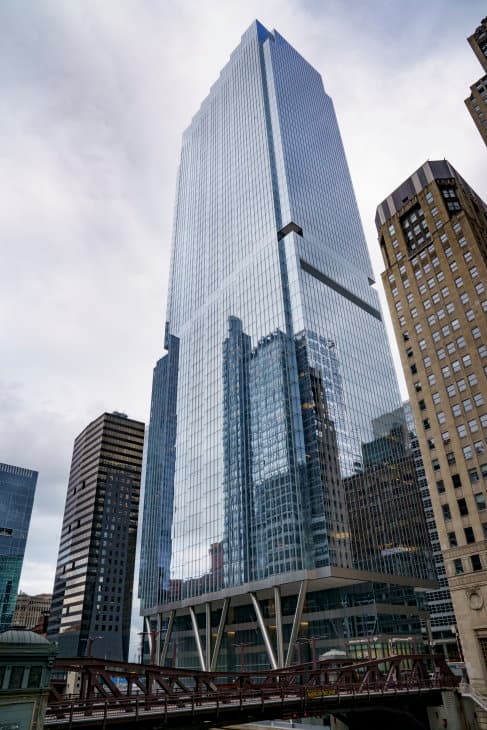 img_110_North_Wacker_16_487x730